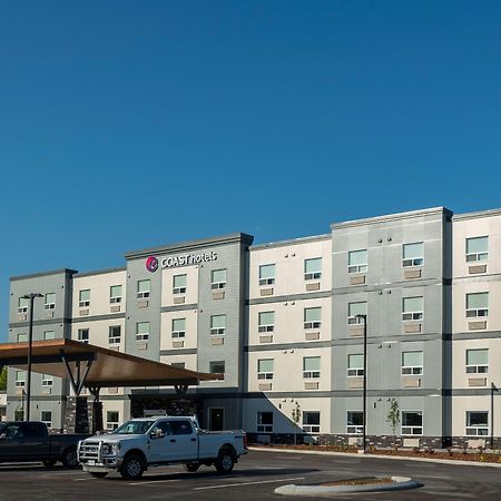 Coast Oliver Hotel Exterior photo